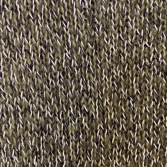 Sweater - Picture 3 of 4